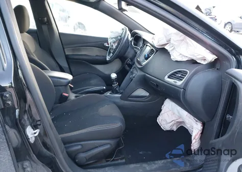 2015 Dodge Dart Sxt z USA, uszkodzony, nr VIN 1C3CDFBB6FD279432